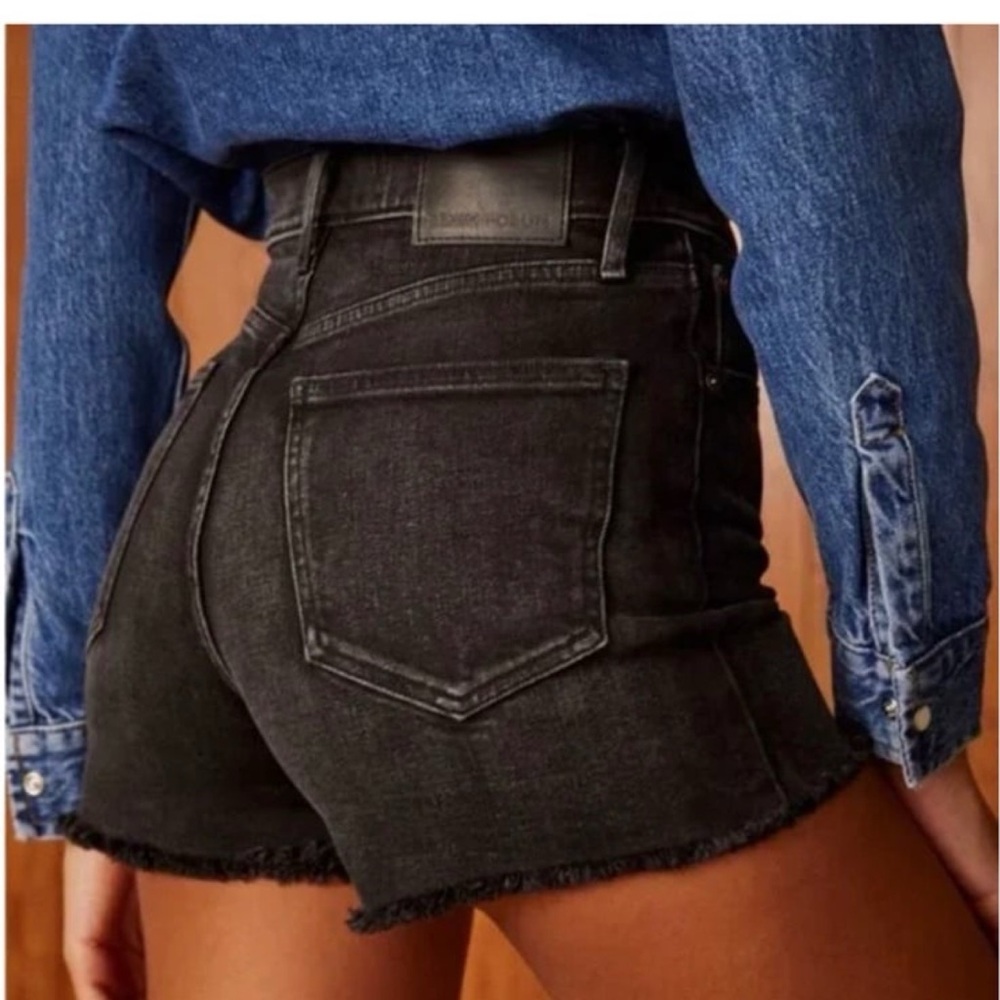 Aritzia Denim Forum The Arlo Short